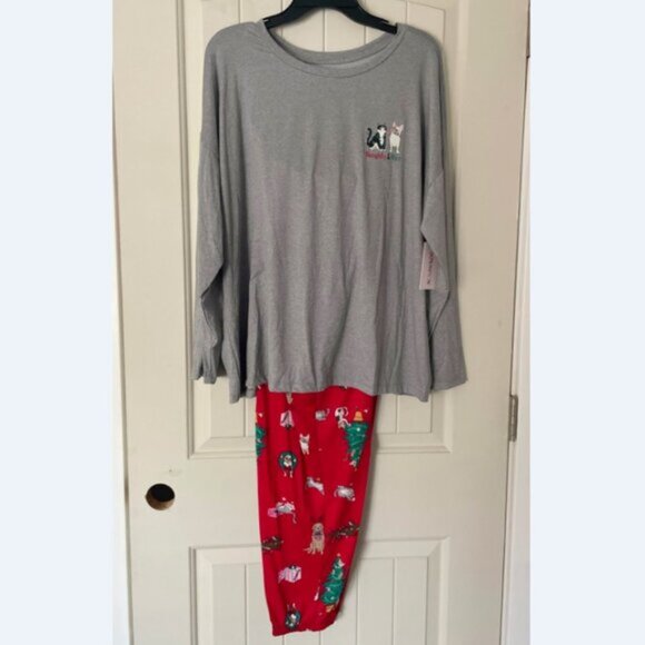 NEW 2Pc M 8-10 Women's Christmas Cats & Dogs Pajama Set - Picture 2 of 5